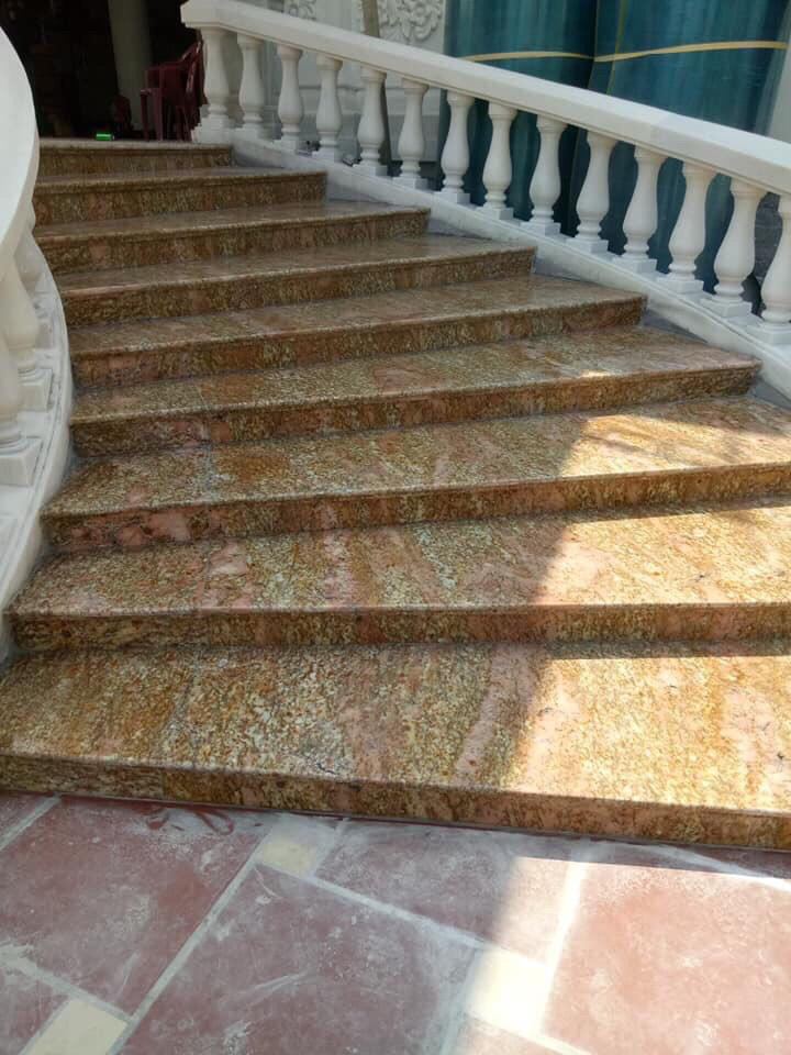 da-op-lat-cau-thang-7